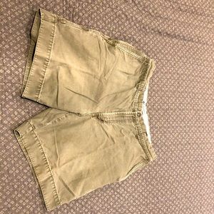 Men’s Columbia Shorts Olive Khaki SZ 34 GUC